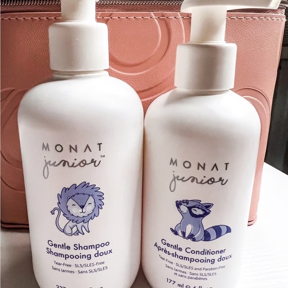 MONAT GLOBAL Other - Monat Junior Gentle Shampoo and Conditioner Set - White
